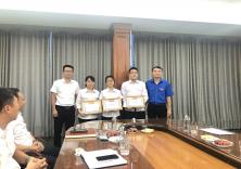 Khen thưởng sinh viên đạt giải cao tại Cuộc thi Vô địch Tin học văn phòng thế giới MOSWC - Viettel 2020