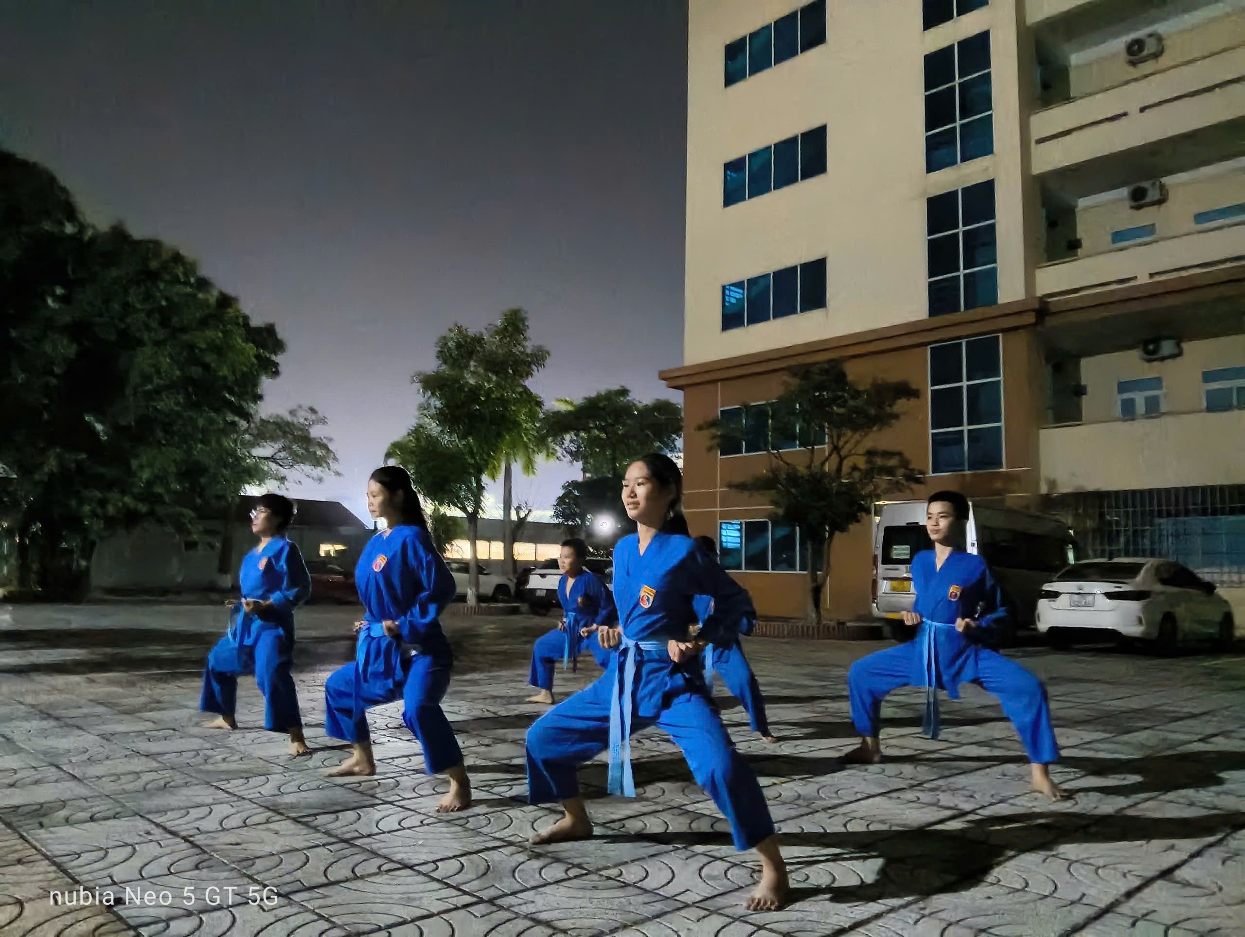 Hoạt động